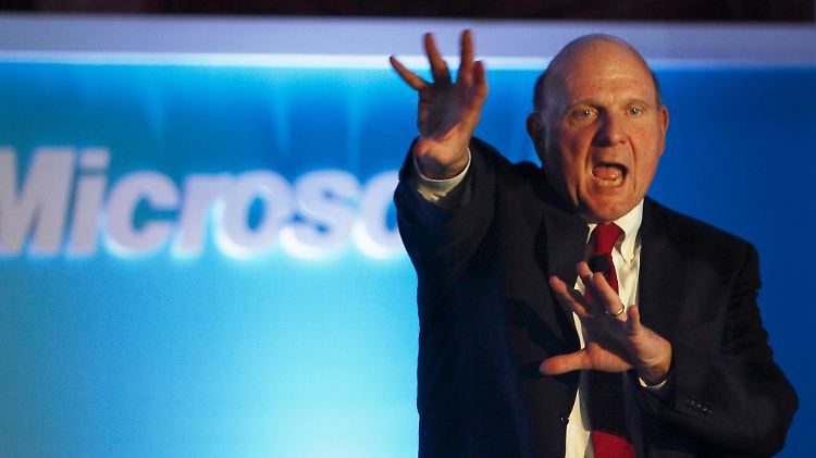 Steve Ballmer muss seinen Konzern gegen den großen Druck der Konkurrenz behaupten.