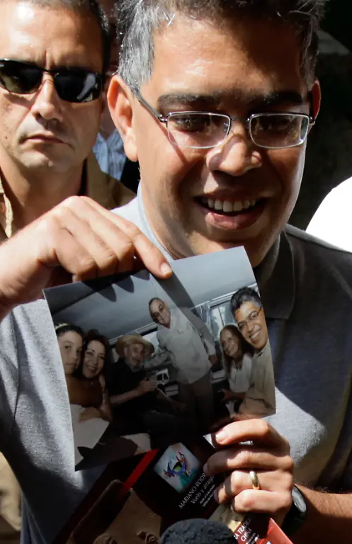 2012-10-21T182159Z-01-HAV04-RTRMDNP-3-CUBA-CASTRO-JPG3069864977369686498