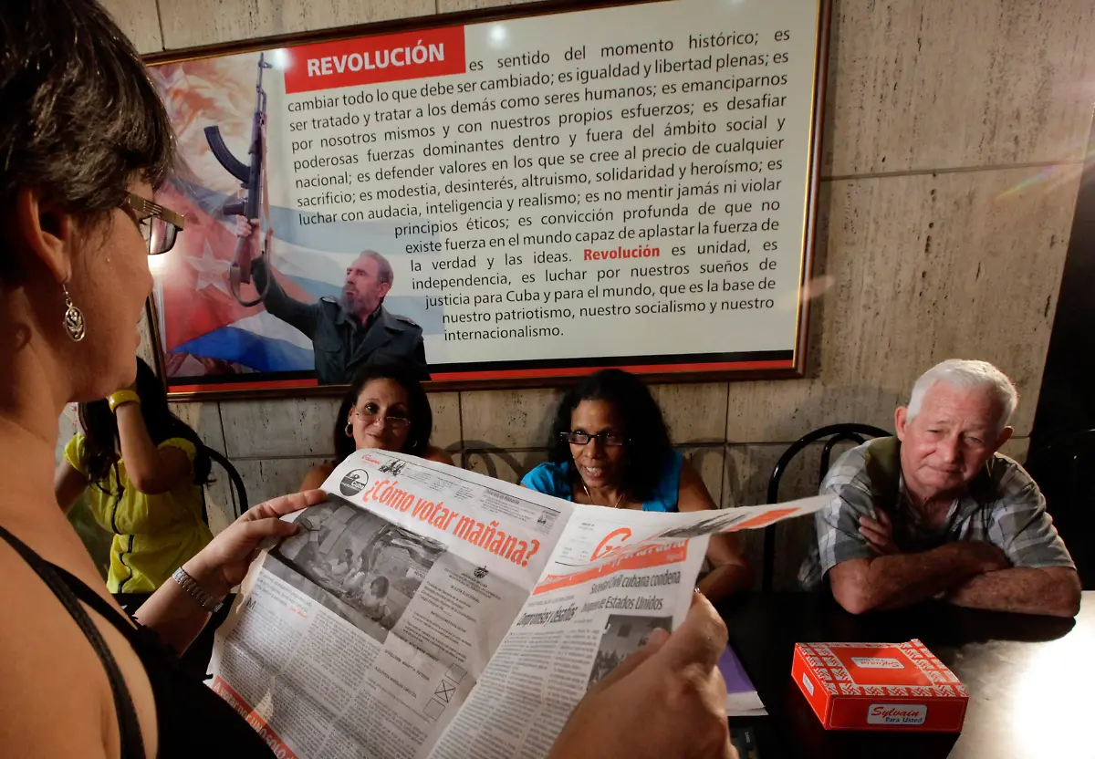 2012-10-21T194803Z-01-HAV03-RTRMDNP-3-CUBA-JPG4991128426974798717