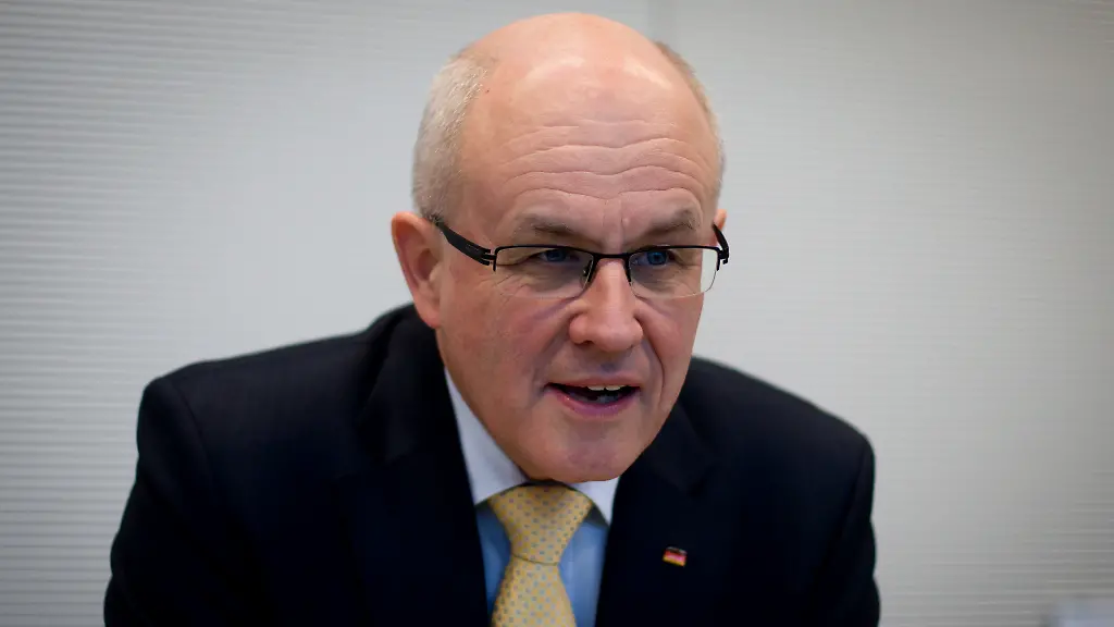 DI10156-20121018-jpg2286055395481130617