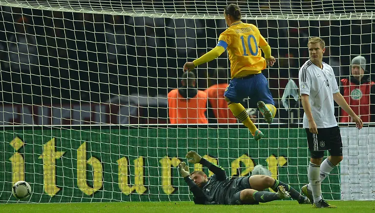 DI30316-20121016-jpg5453947111602354723