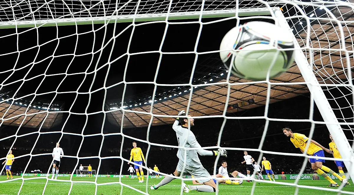 37ol5543-jpg6836792559238944422