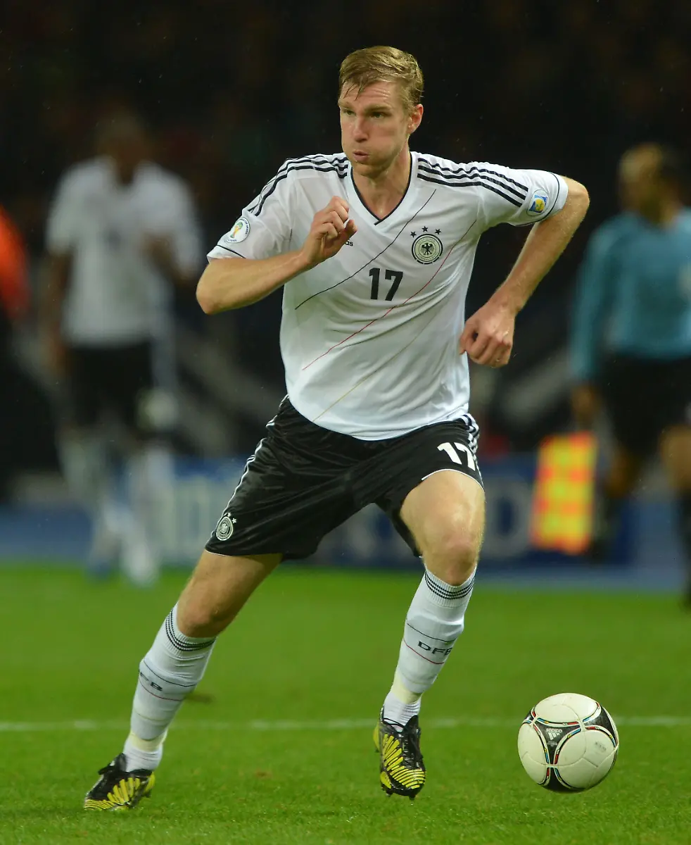 DI30310-20121016-jpg7715838349869139507