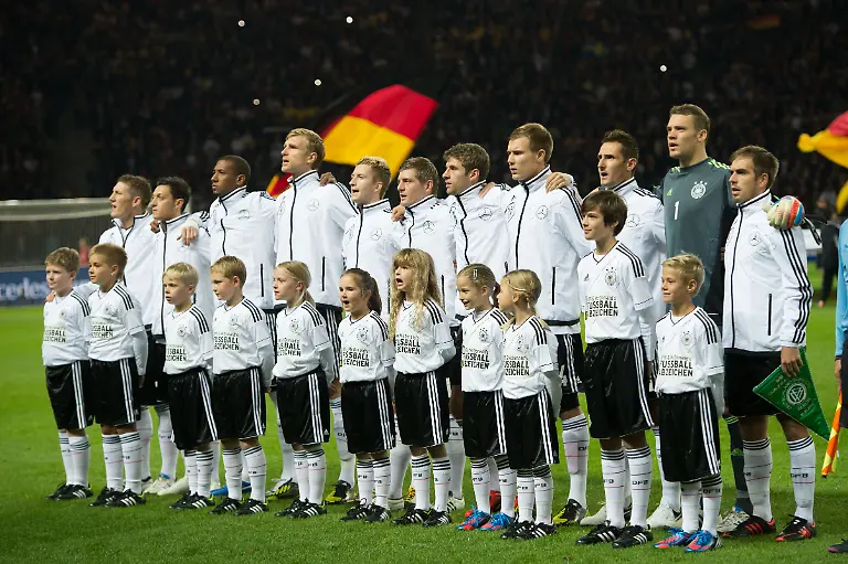 DI30328-20121016-jpg8187742252974735605