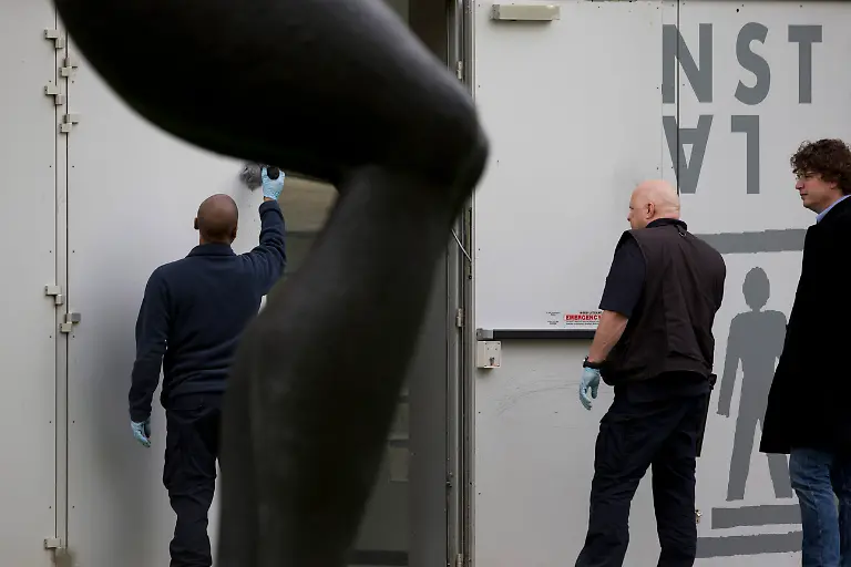 DAB1535-20121016-jpg5700535526056219418