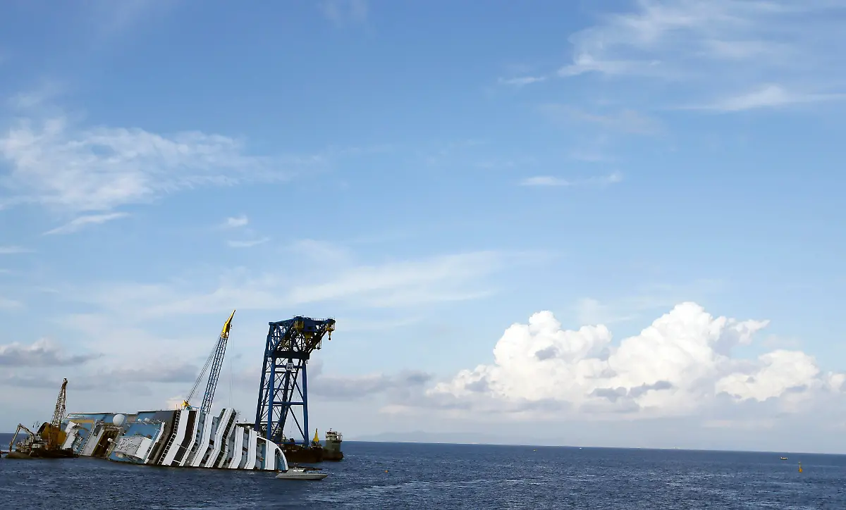 DAB2679-20121014-jpg293895360096563744