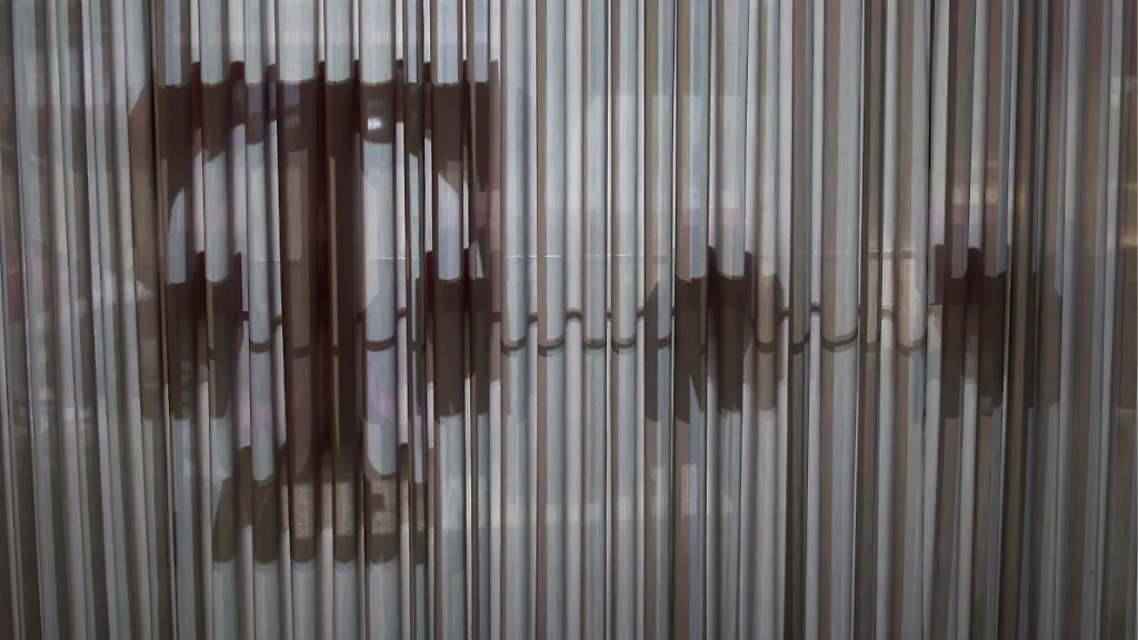 DI30030-20121010-jpg264973087305434352