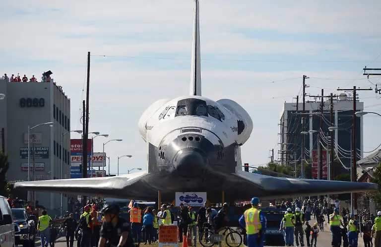 2012-10-13T051322Z-01-SIN21-RTRMDNP-3-SPACE-SHUTTLE-JPG5257244901160822170