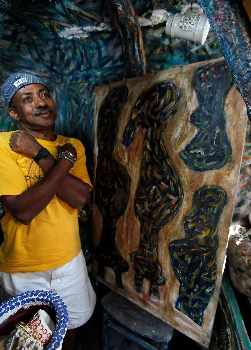 2012-10-11T172936Z-01-PW16-RTRMDNP-3-BRAZIL-JPG1913242700637775402