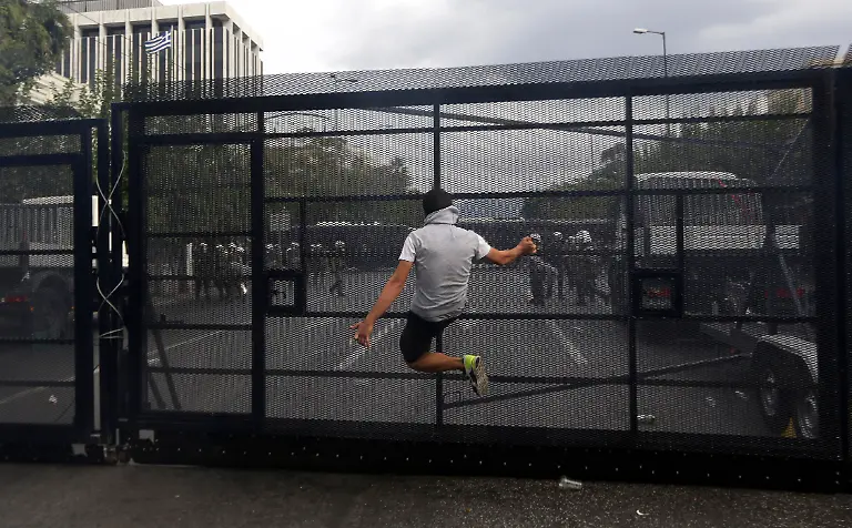 DAB1635-20121009-jpg2575130682959868321