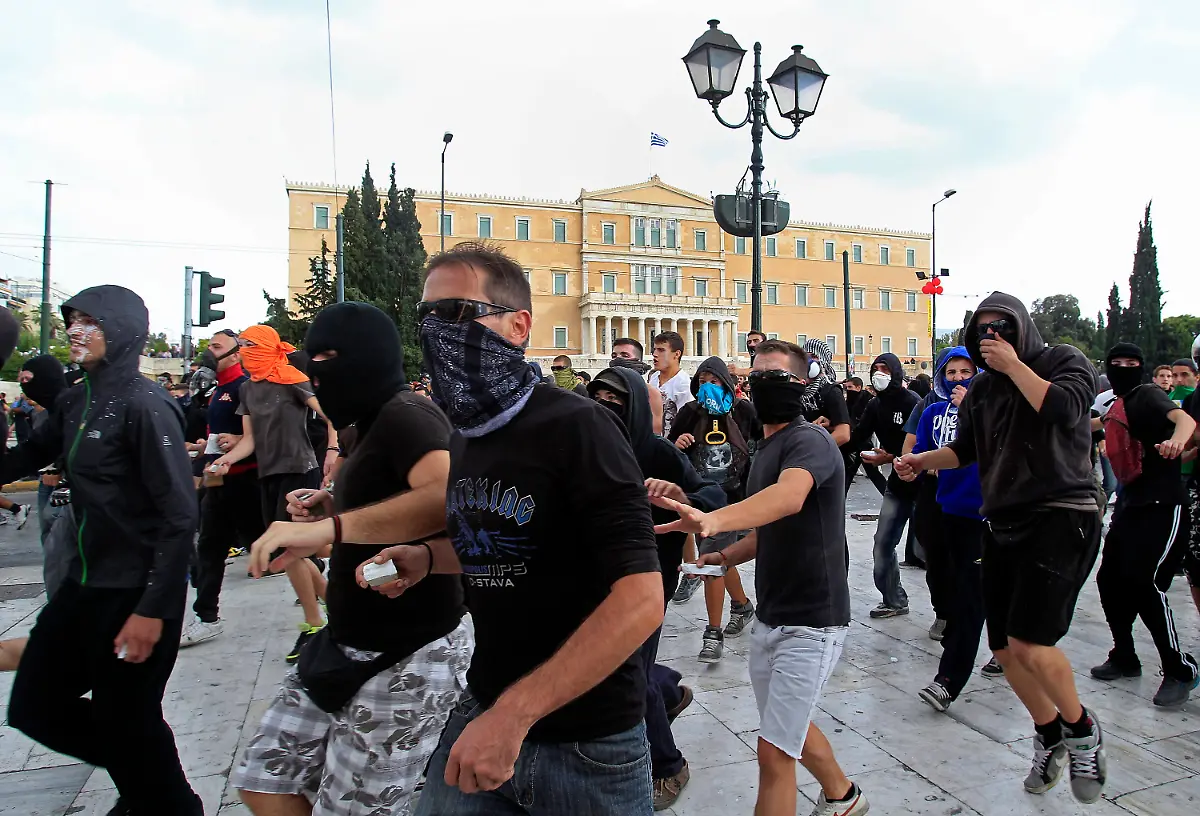 37js4941-jpg1912305908332223115