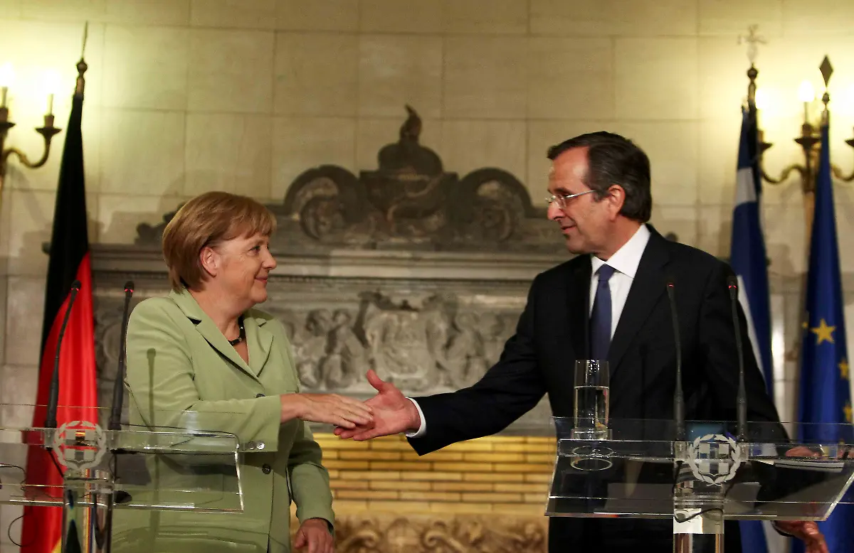2012-10-09T142111Z-01-JMR31-RTRMDNP-3-GREECE-MERKEL-JPG4367061753280779081