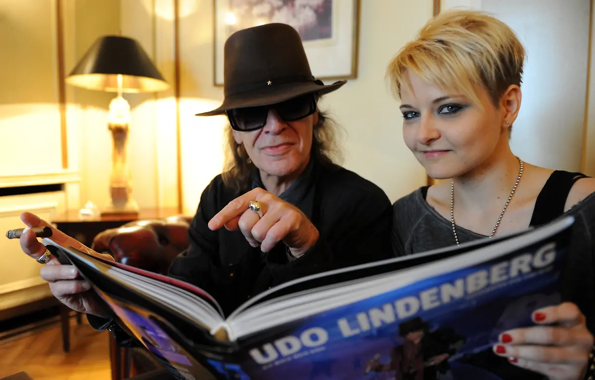 37jn3317-jpg2929681529710916142