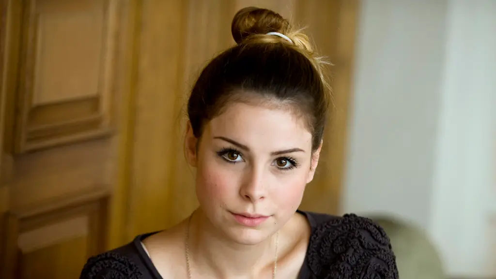 37jn3749-jpg8474660560494418936