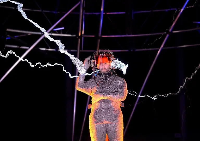 37hg5501-jpg5951261065718785931