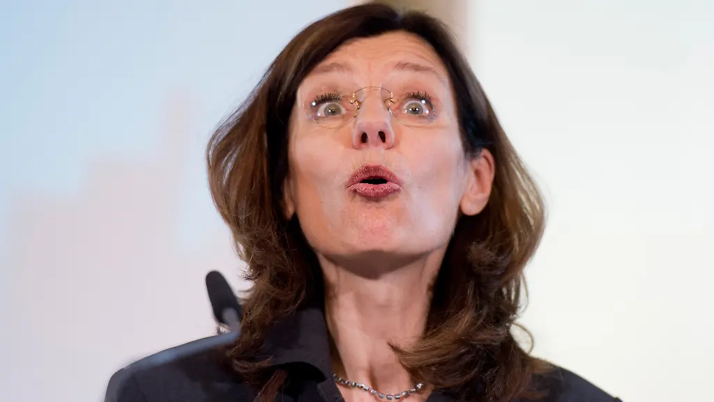 DI10364-20121008-jpg6165855679325128198