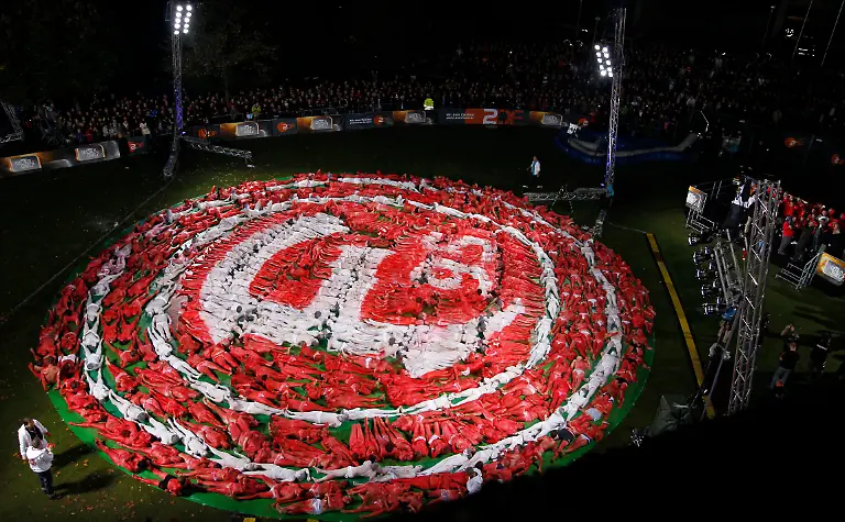 DI30002-20121007-jpg699990239604093462