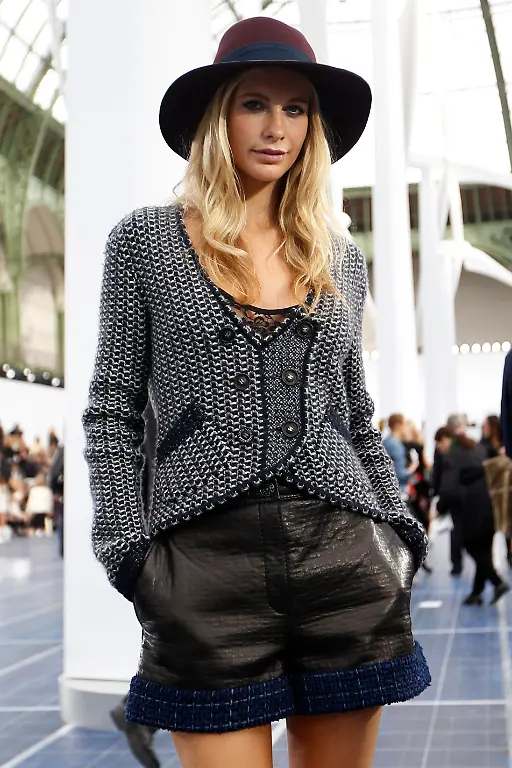 2012-10-02T122701Z-01-CHP335-RTRMDNP-3-FASHION-FRANCE-JPG2857080511745737541
