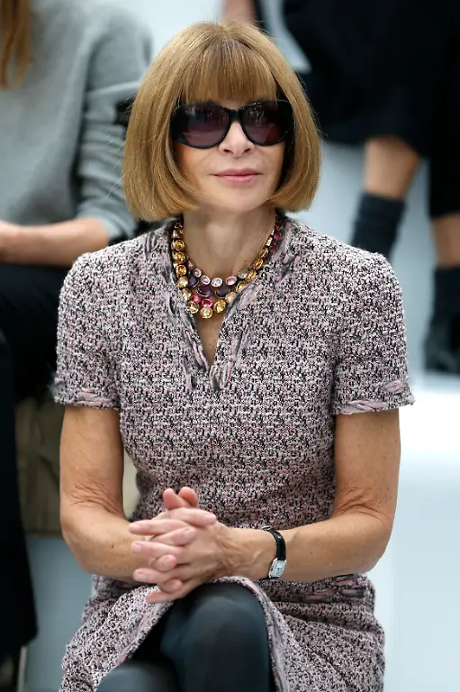 2012-10-02T124840Z-01-CHP344-RTRMDNP-3-FASHION-FRANCE-JPG8049188892372512550