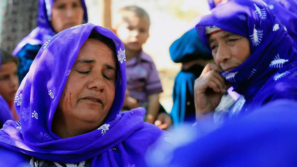 DAB2956-20121004-jpg6082050675969929598