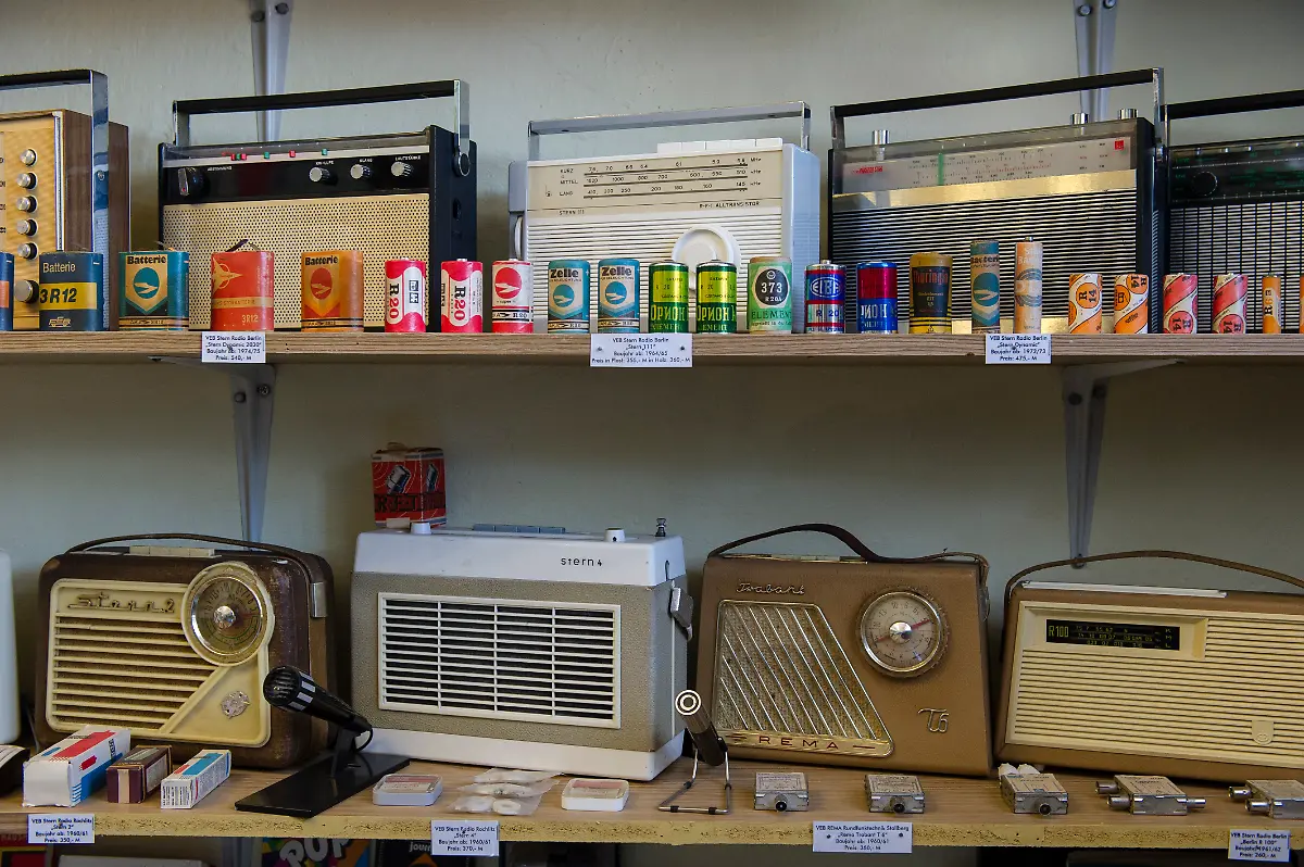 DI30163-20121001-jpg3981941736355228157