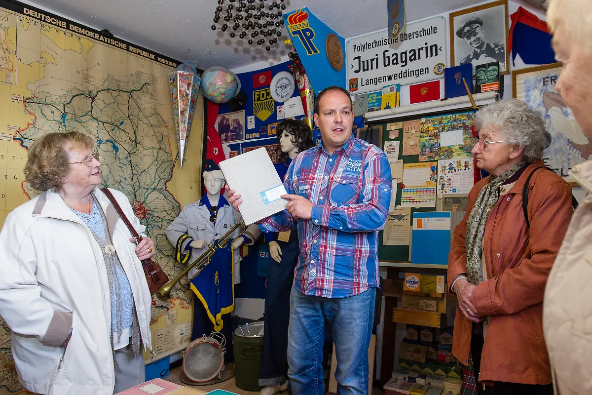 DI10184-20121001-jpg5673672454840447532