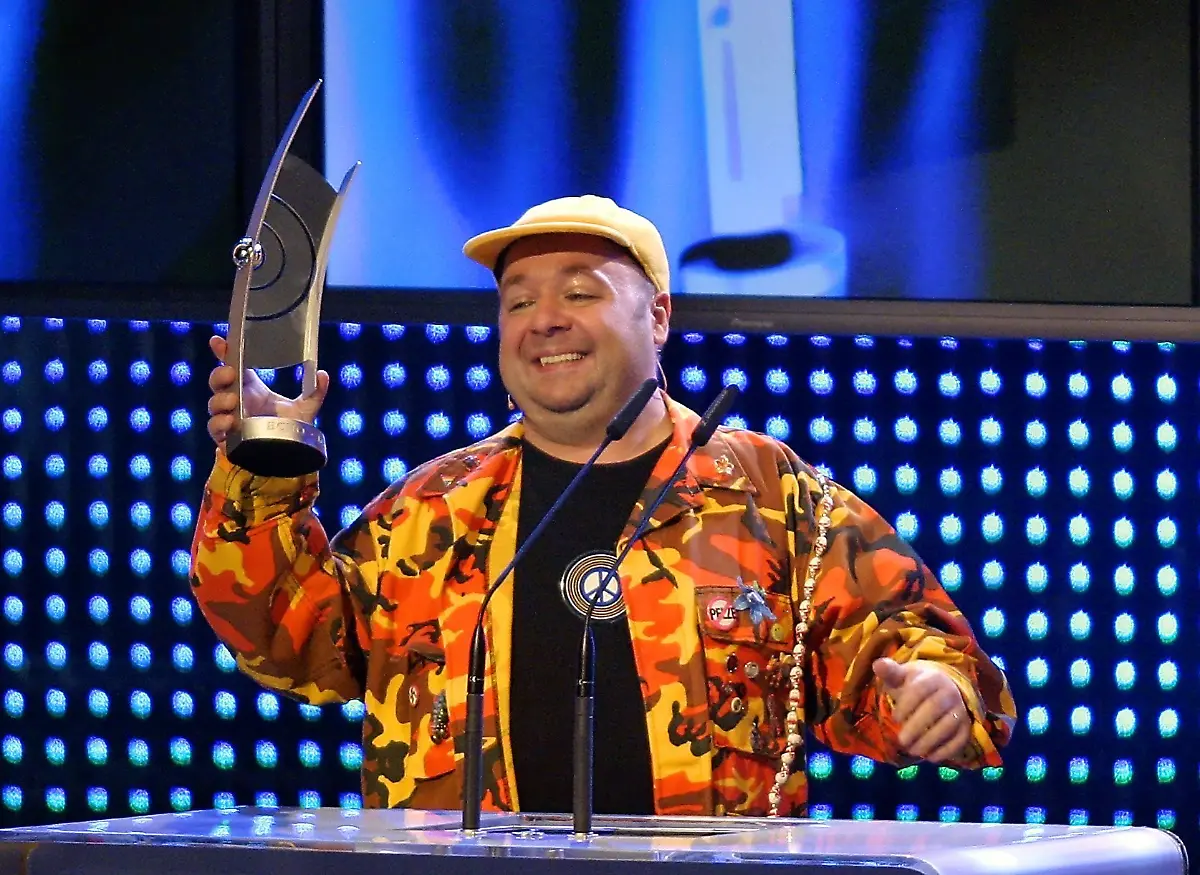 37ek1624-jpg4250205500135662771