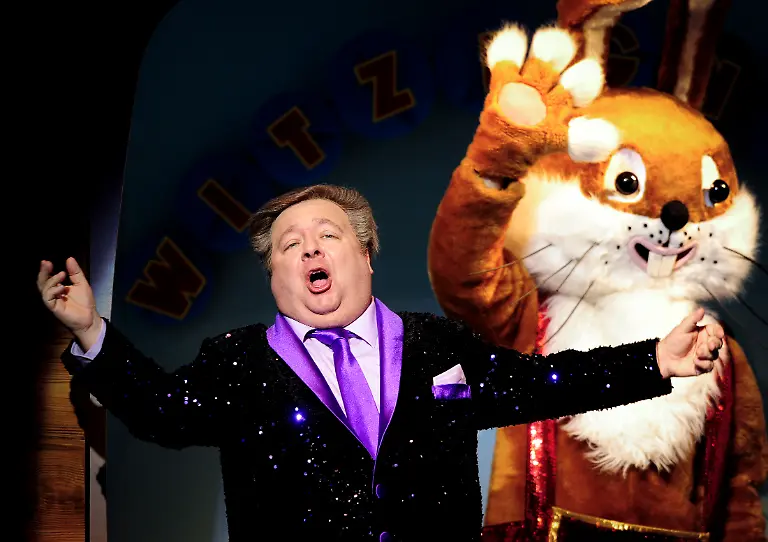 DI30270-20121001-jpg3264851916148937768