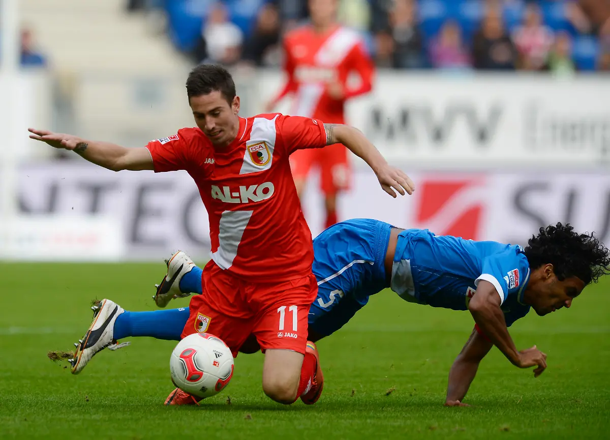 DI30211-20120929-jpg8648556813127752876