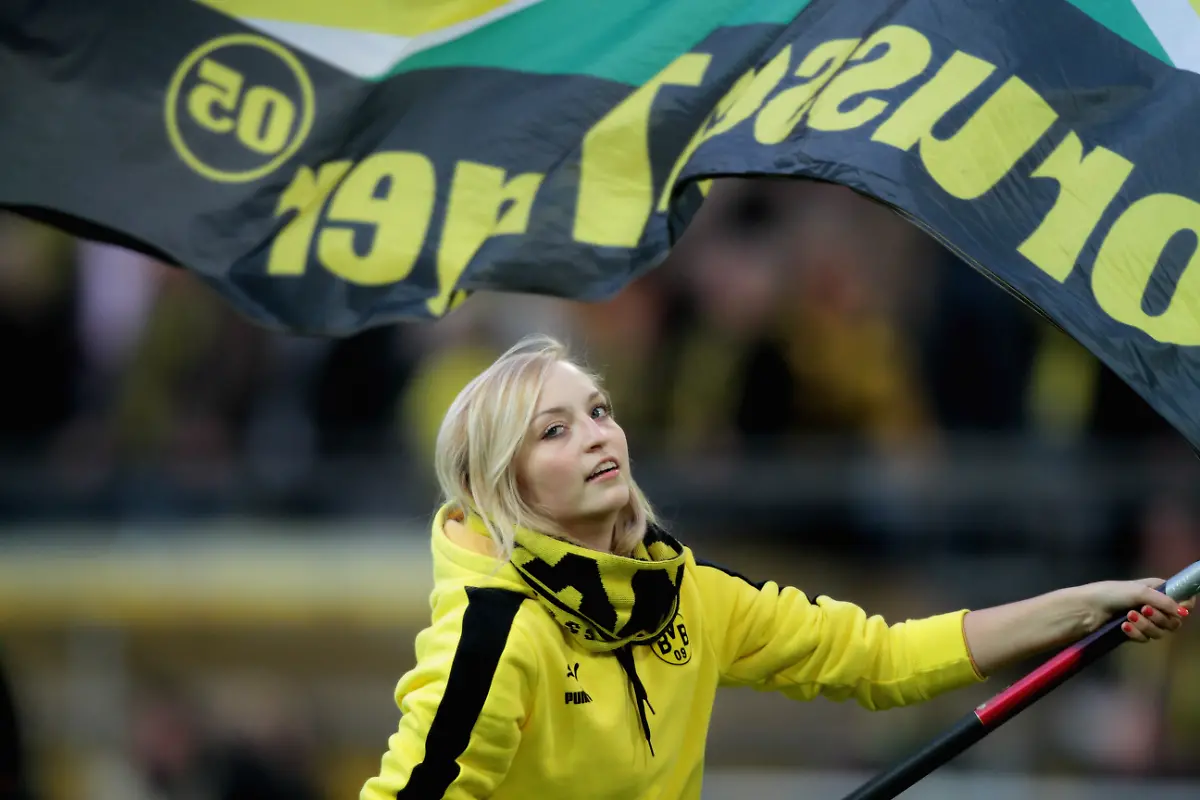 DI30516-20120929-jpg904343972823679713