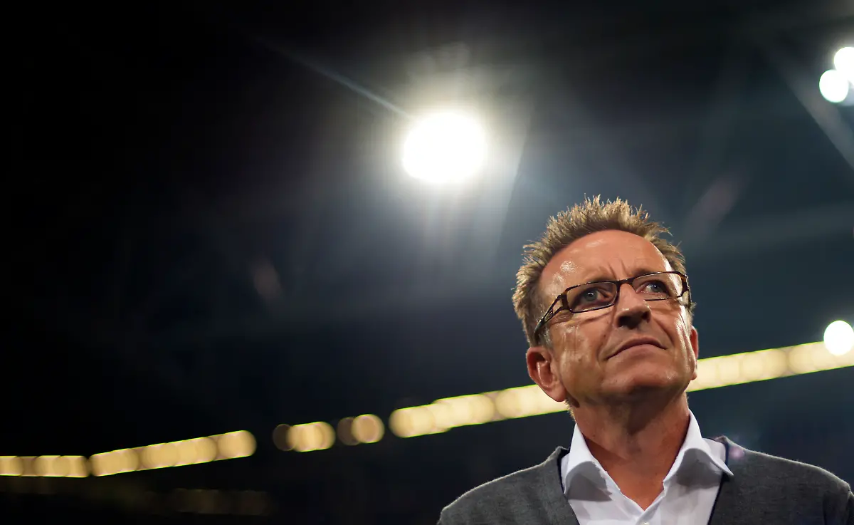 DI30037-20120929-jpg2071448151584323814