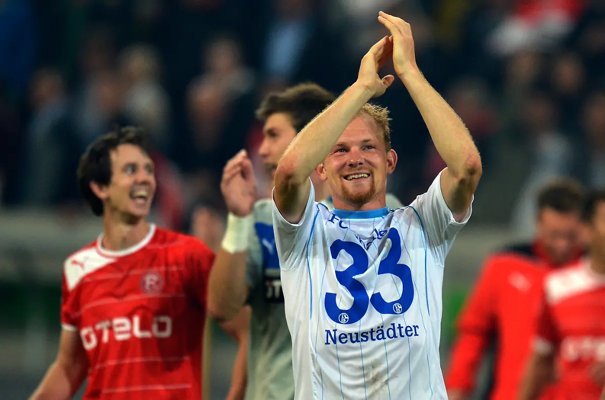 DI30571-20120928-jpg7401222698668067344