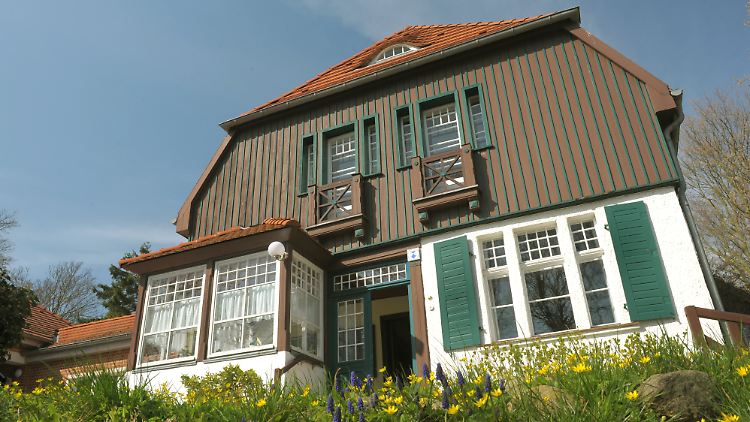 Das Hauptmann-Haus in Kloster: Der Dichter und Nobelpreisträger nutzte die Gebäude in den Sommermonaten zum Wohnen und Arbeiten.