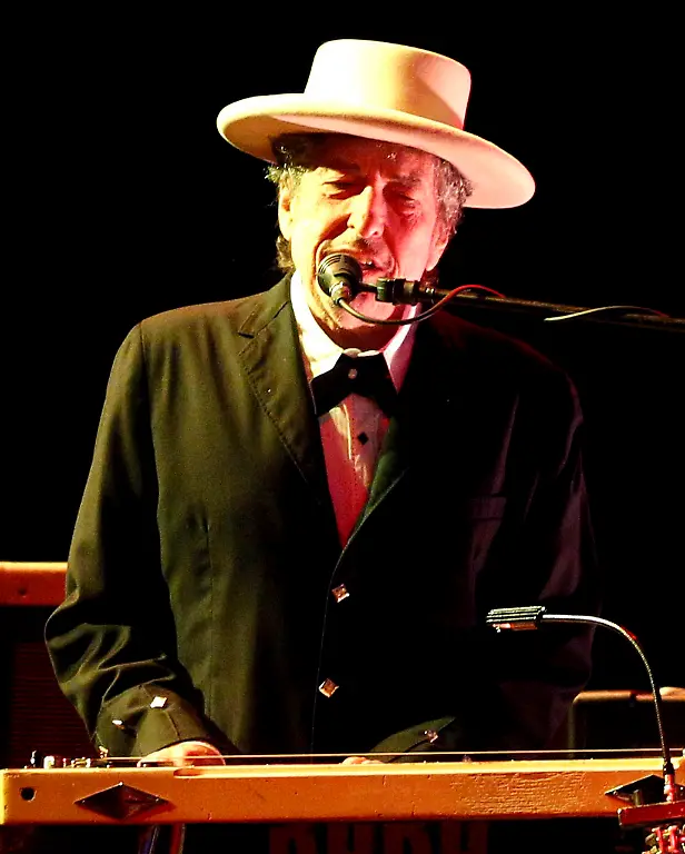 37bj0008-jpg3398823337974694718