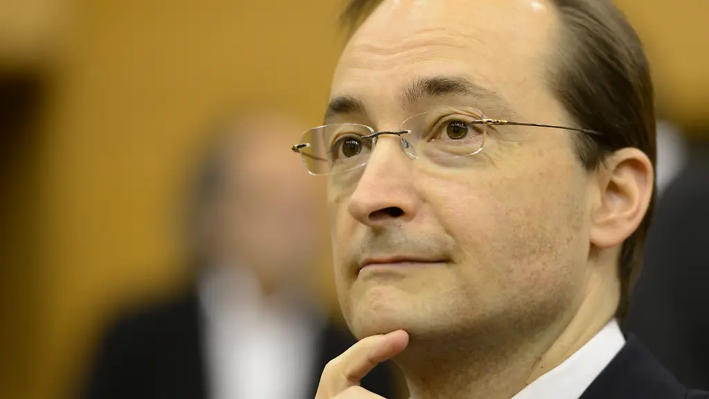 DI30170-20120927-jpg4852889046760432799