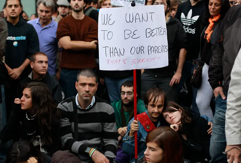 2012-09-25T210838Z-01-SVP117-RTRMDNP-3-SPAIN-BUDGET-JPG3388587174082238664