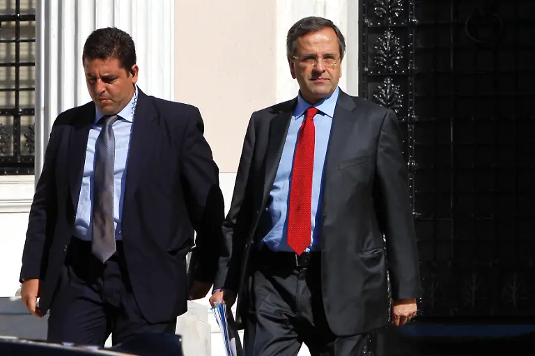 2012-09-20T135901Z-01-KAR10-RTRMDNP-3-GREECE-AUSTERITY-TROIKA-JPG6084383846953588423