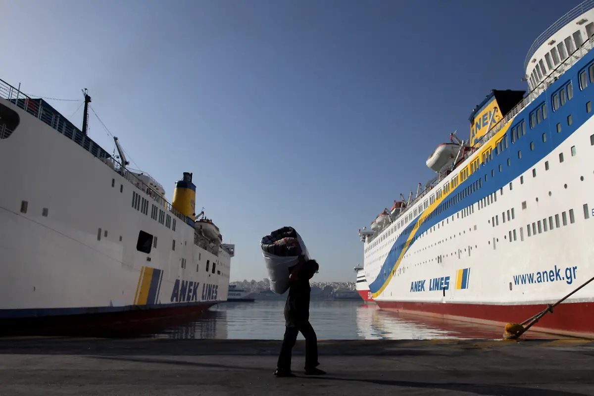 DAB0866-20120926-jpg8713483867842148453