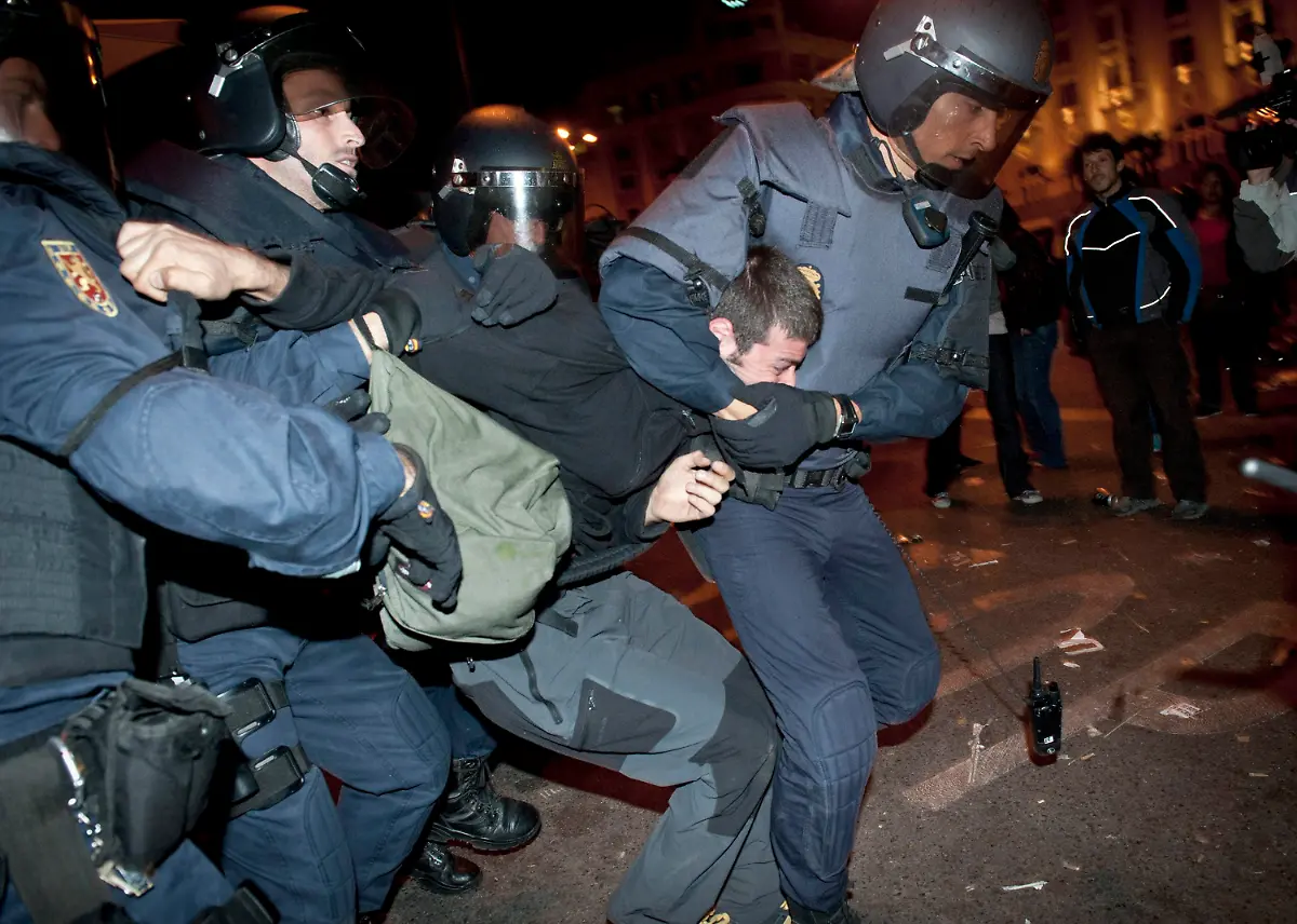 37a12141-jpg735313634864012917