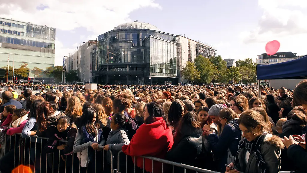 DI10389-20120922-jpg3428072559557964915