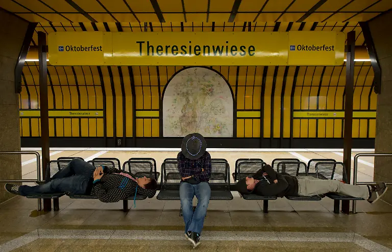 DI30033-20120922-jpg174877219837056534