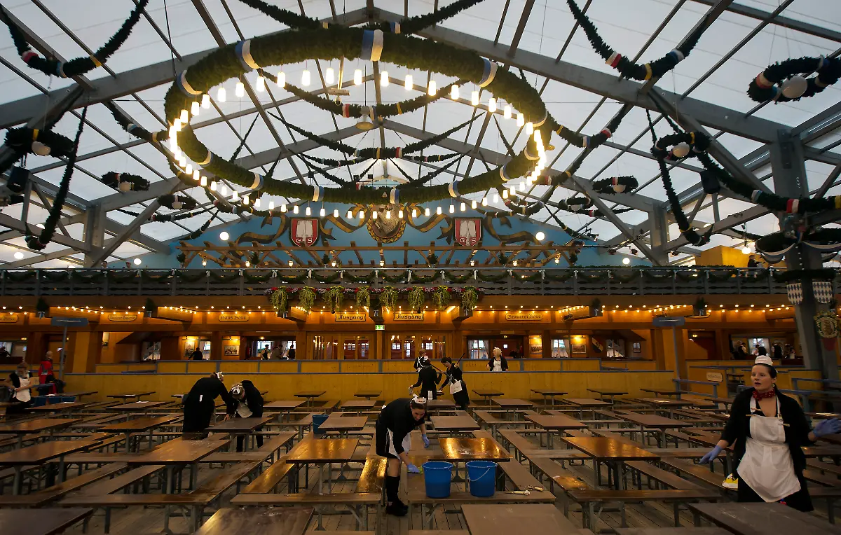 DI10078-20120922-jpg659390236458029615