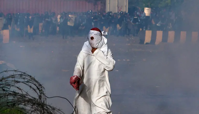 2012-09-21T161547Z-01-MKZ106-RTRMDNP-3-FILM-PROTESTS-JPG5441404532816291484