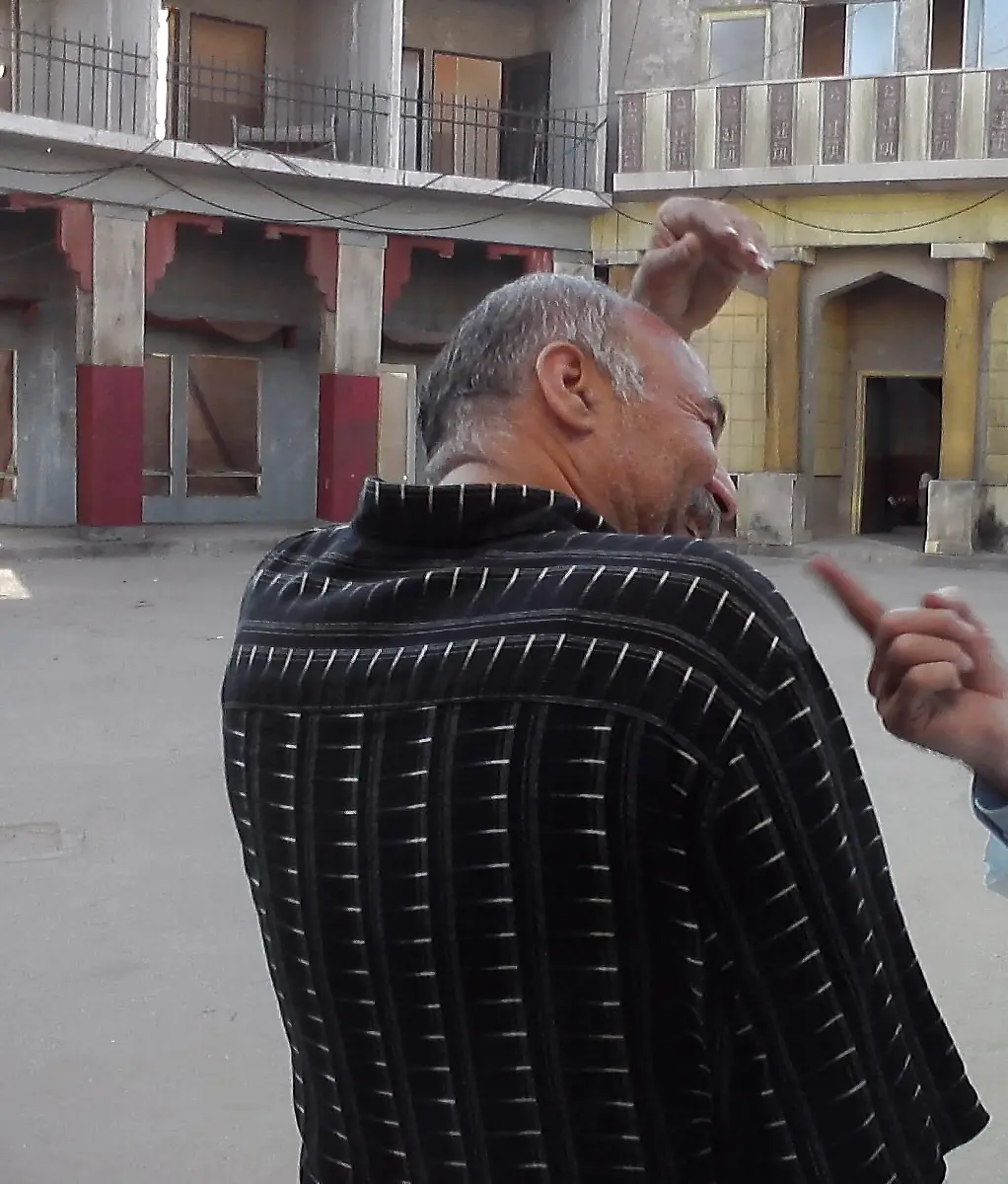 2012-09-18T020658Z-01-LOA102-RTRMDNP-3-FILM-PROTESTS-CALIFORNIA-JPG7555632724778519843