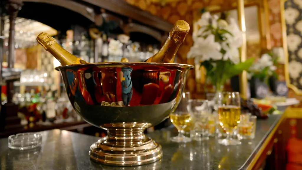 374z3339-jpg2361167924998156482