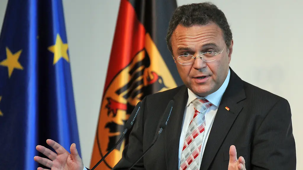 DI10276-20120917-jpg352588726942741331