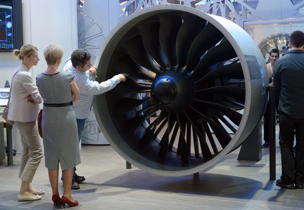 370c2249-jpg6271796137007817030