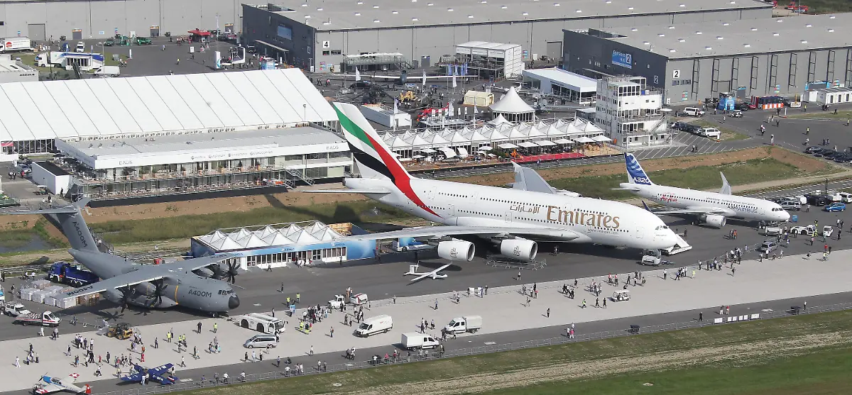 370c3329-jpg5712102752615347147