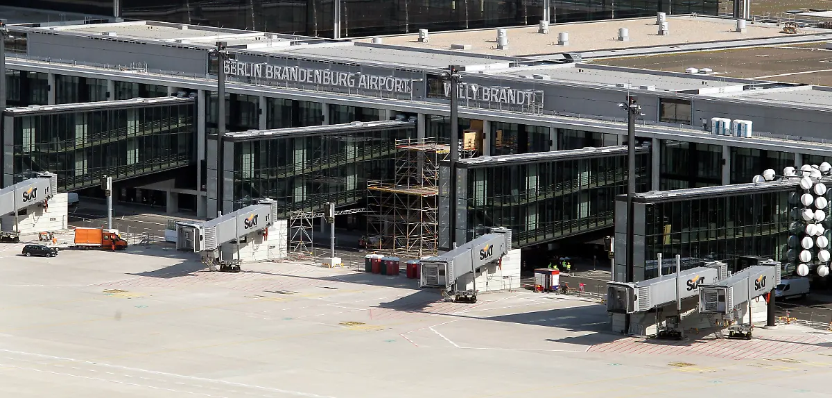 370f3102-jpg1104112702013700153