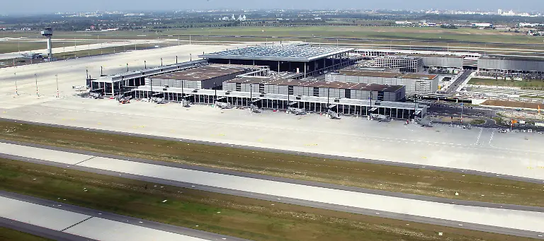 370f3050-jpg6259251679986739402